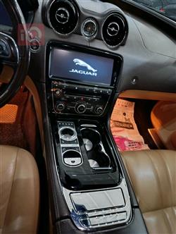 جاگوار F-Pace